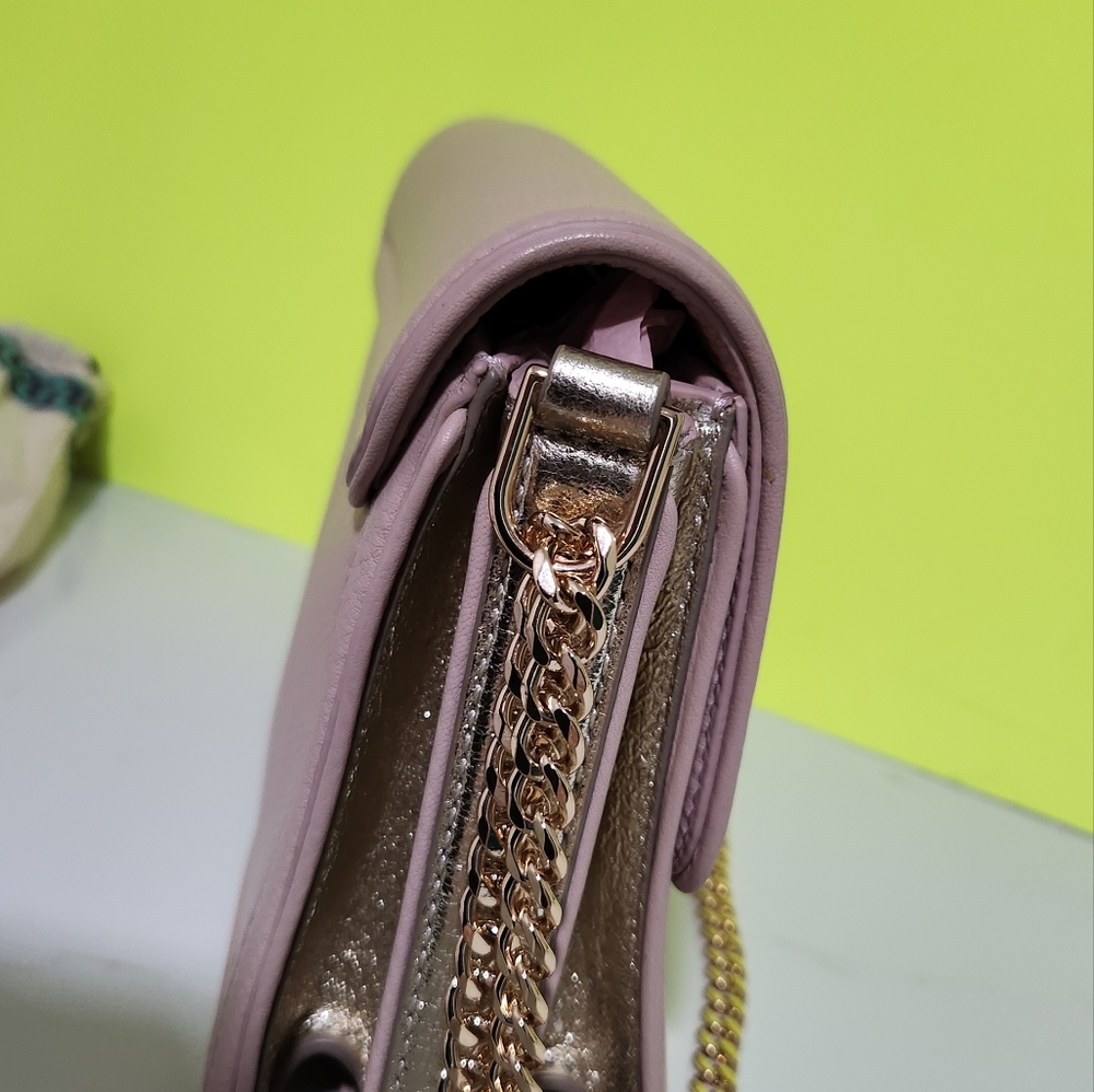 Tory Burch - Picture 3 of 8